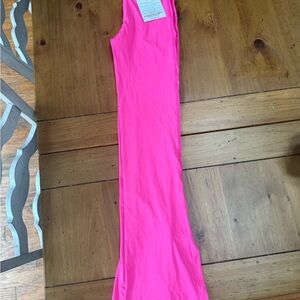 Tiger Friday BNWT adult medium hot pink split flares